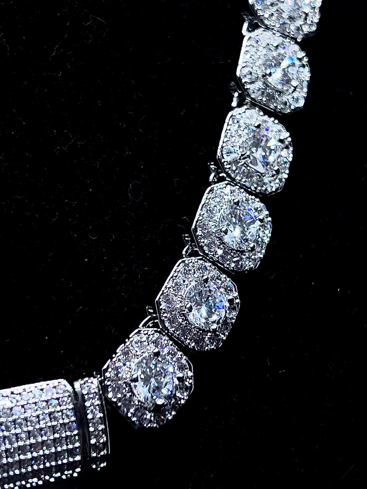 10mm Clustered Tennis Chain - 18k White Gold