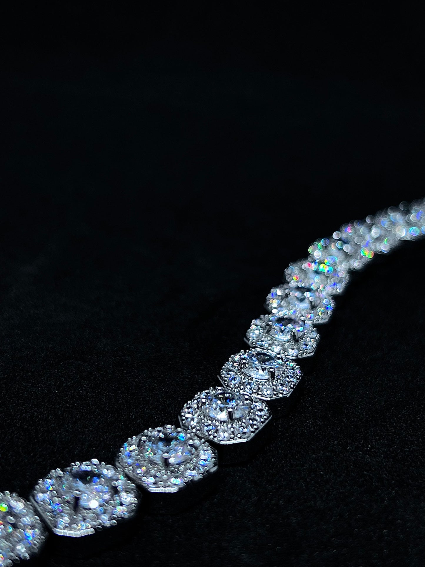 10mm Clustered Tennis Bracelet - 18k white gold