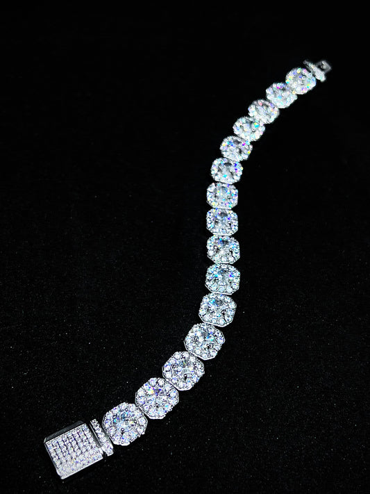 10mm Clustered Tennis Bracelet - 18k white gold